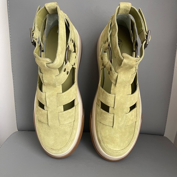 New Free People Bodhi Fisher Sneaker Olive Moss Size 10 - Picture 11 of 16
